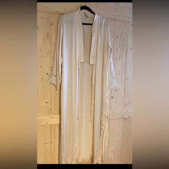 Alberta Ferretti Silk Robe - Picture 4 of 6